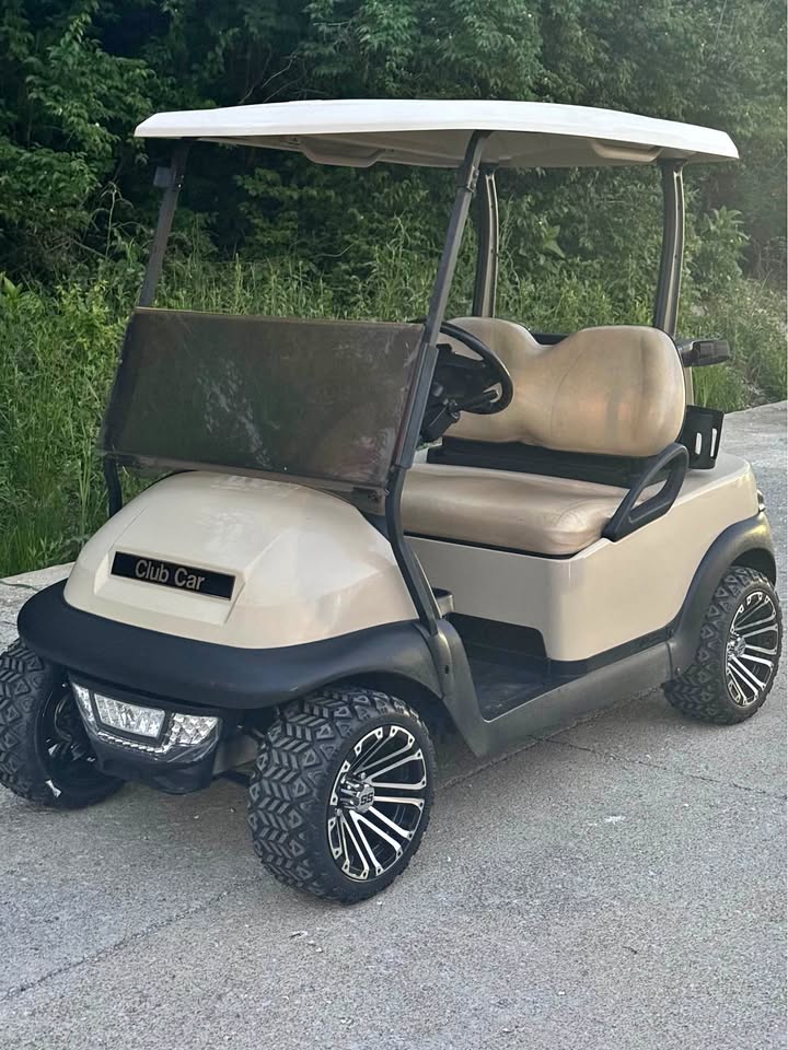 Club Car1 Club Car1